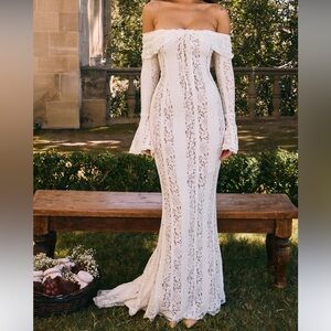 Elegant White Lace Maxi Dress
